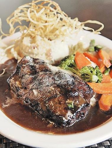 Tucson Restaurant Review : Oracle steakhouse worth the drive  