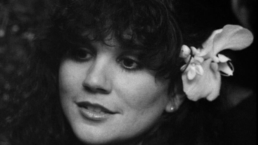 Fun fact: Before Whitney Houston, Linda Ronstadt recorded Dolly Parton's hit