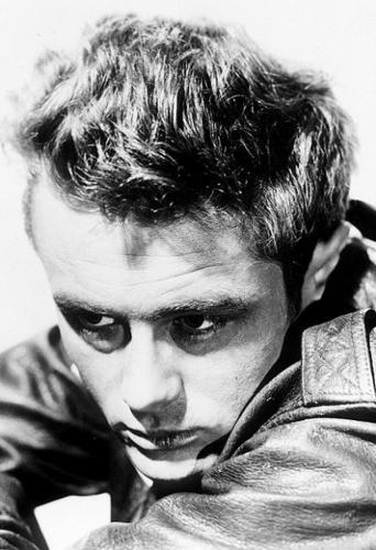 James Dean sigue vivo  