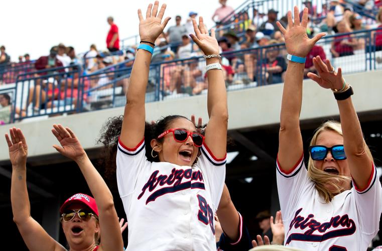 060621-tuc-spt-uasoftball-p2