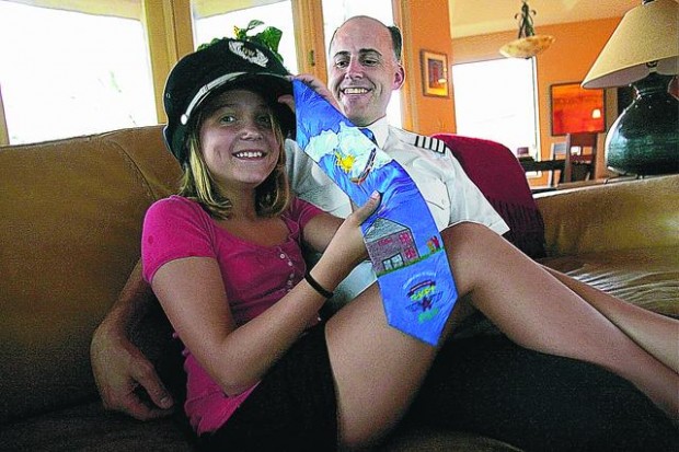 Her art soars with pilots  