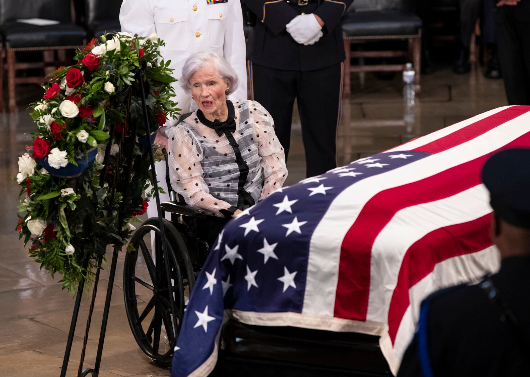 Roberta McCain, John McCains mother, dies at pic