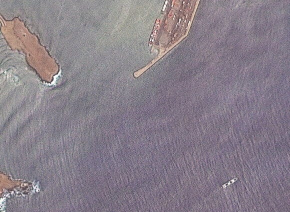 Cruise ship MV Hondius with suspected hantavirus cases off Cape Verde port