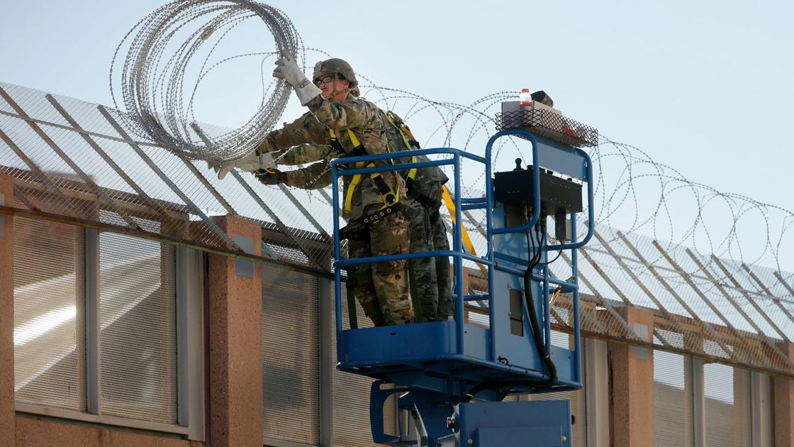 Immigration Razor Wire U.S. officials: Arizona border ports need razor wire to prevent migrant ...