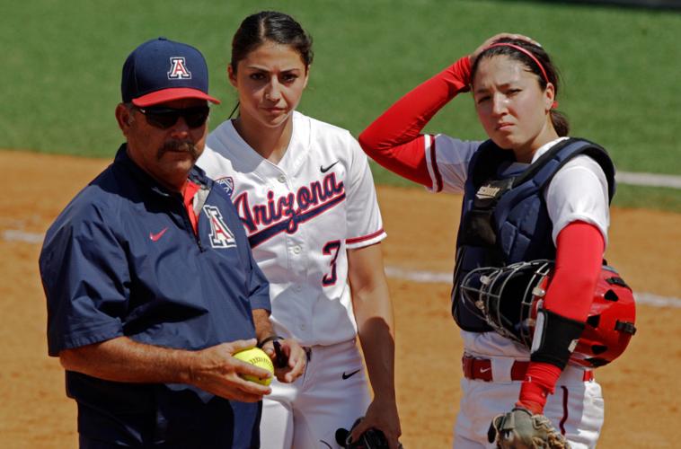UA softball coach Mike Candrea gets commitment from Tucson High freshman