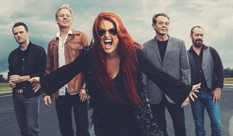 Wynonna & Big Noise