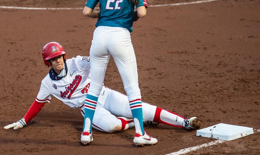 022021-spt-ua softball-015.JPG