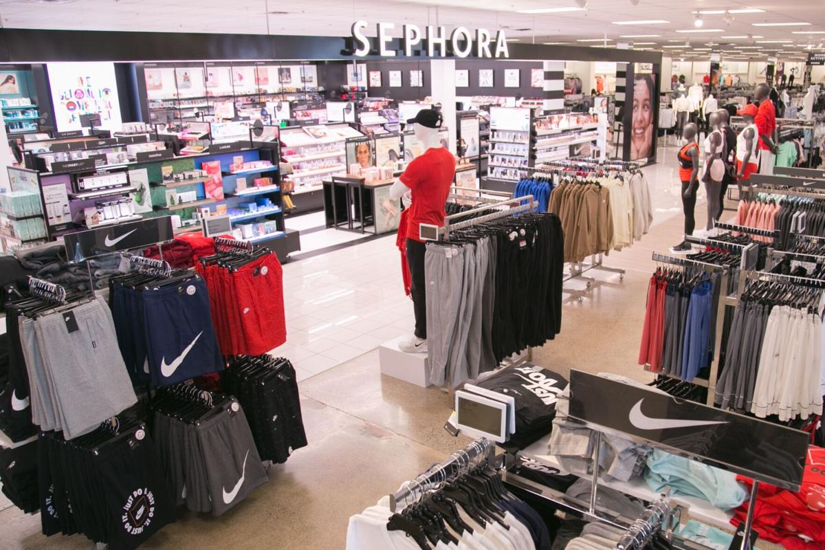 LVMH owned Sephora to open 7 stores in India this year, Retail News, ET  Retail