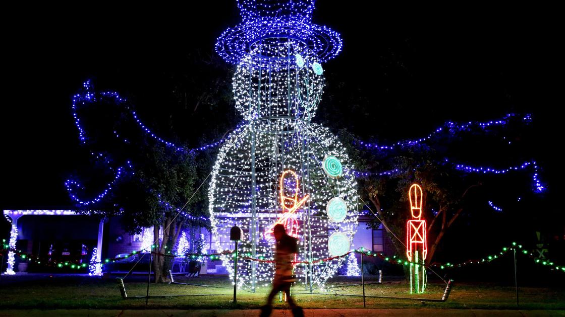 letter youtube school Local Winterhaven Festival Photos: 2017 Lights news of letter youtube school Local Winterhaven Festival Photos: 2017 Lights news of