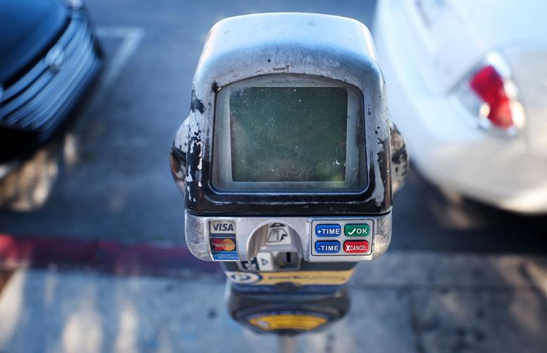 Tim Steller’s column: Fourth Avenue’s problems go beyond parking