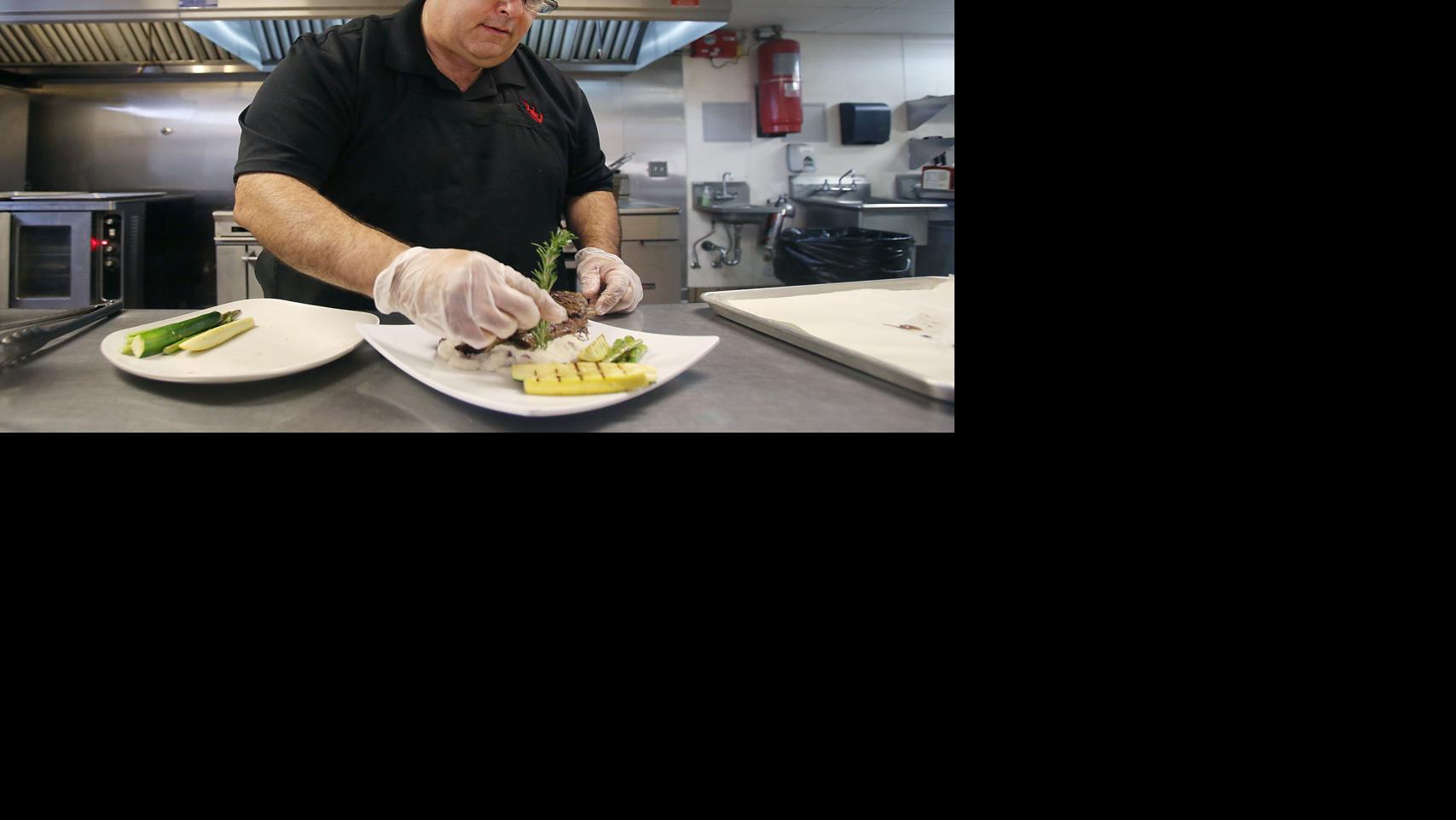 Chef de Tucson: Robert Ramos, R & R Family Kitchen & BBQ