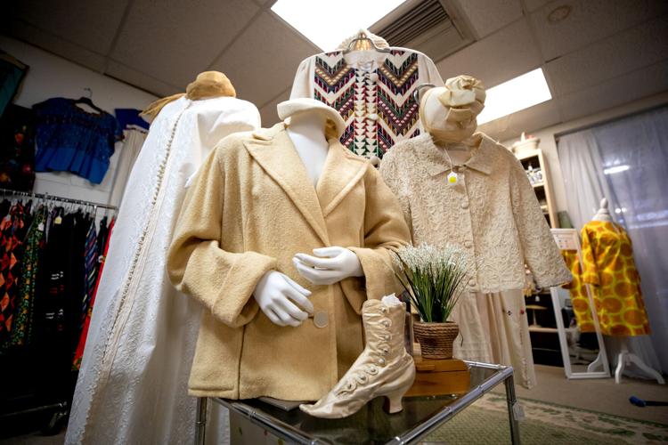 Clever Vintage Clothing