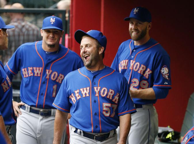 Former Wildcat, current Mets coach Kevin Long hosts GWU softball team