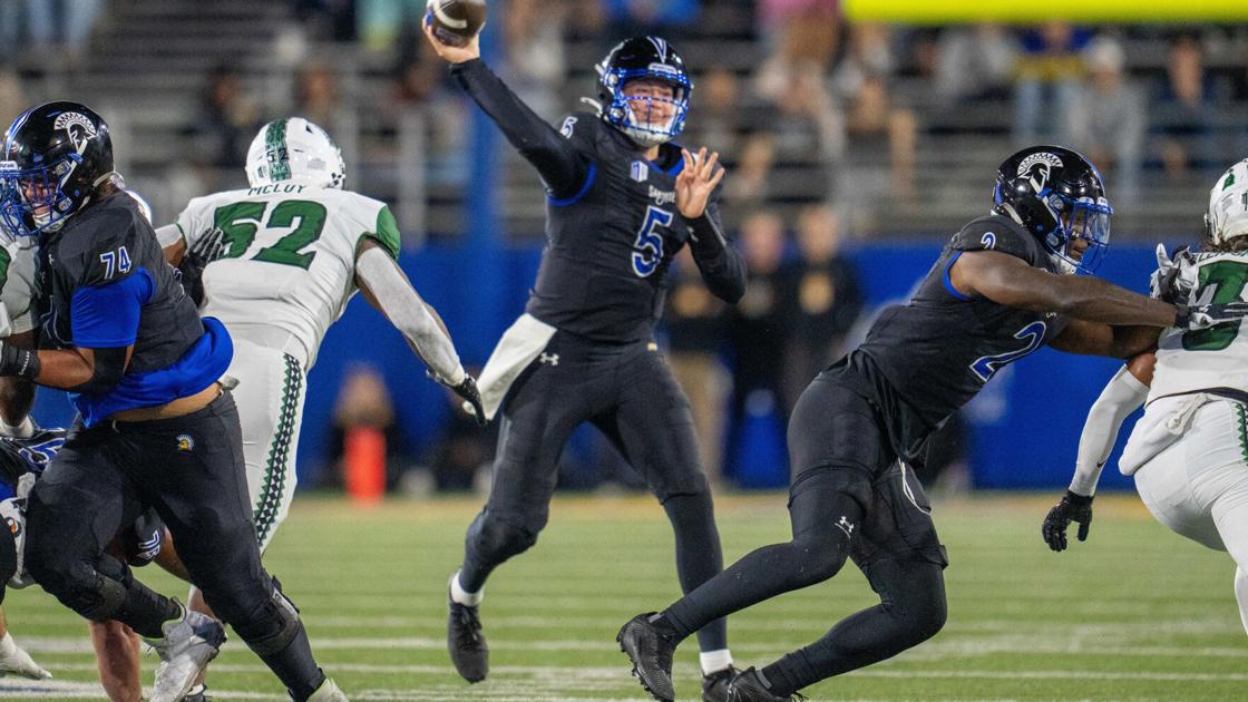 Brent Brennan's 'old' quarterback hits it big