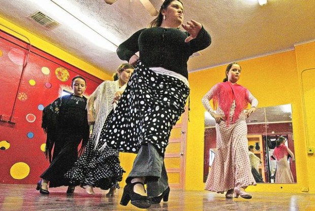 Promueve pareja el flamenco  