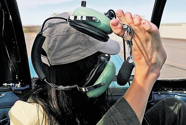 Armless pilot's goal is to inspire others  