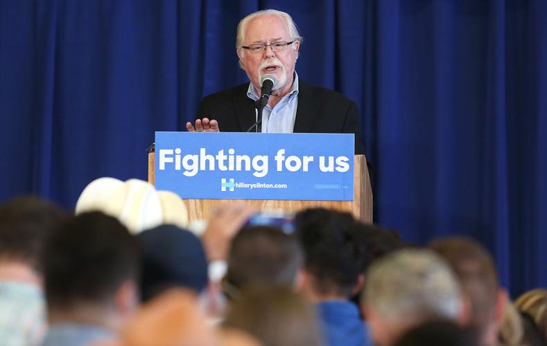 Pres. Bill Clinton in Tucson