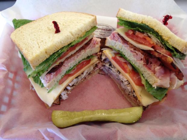 Daggwood Café reopens at new location