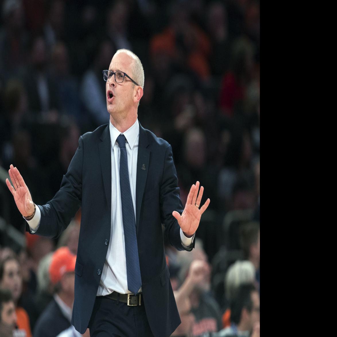 with-lessons-learned-from-dad-and-bobby-dan-hurley-is-attacking-life-as-uconn-s-head-coach