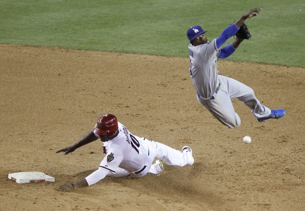 Yankees Blast D-backs' Bullpen With 6-run 8th