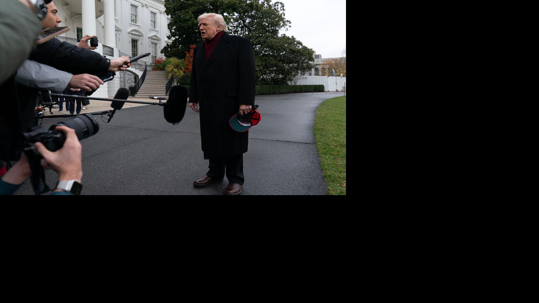 Trump pledges to end protections for Minnesota Somalis | Hot off the Wire podcast