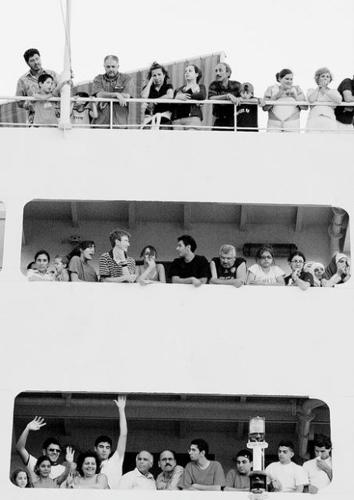 Tucson singer's harrowing escape from Beirut  