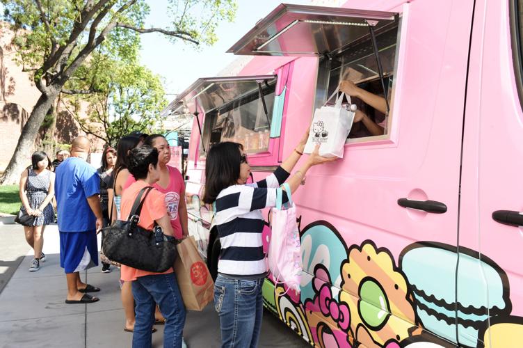 Hello Kitty Cafe truck (copy)