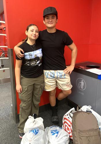 teen-closet-shoppers.jpg