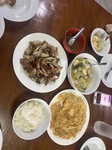 122724-cbn-news-thailand-p11 (gma dinner)