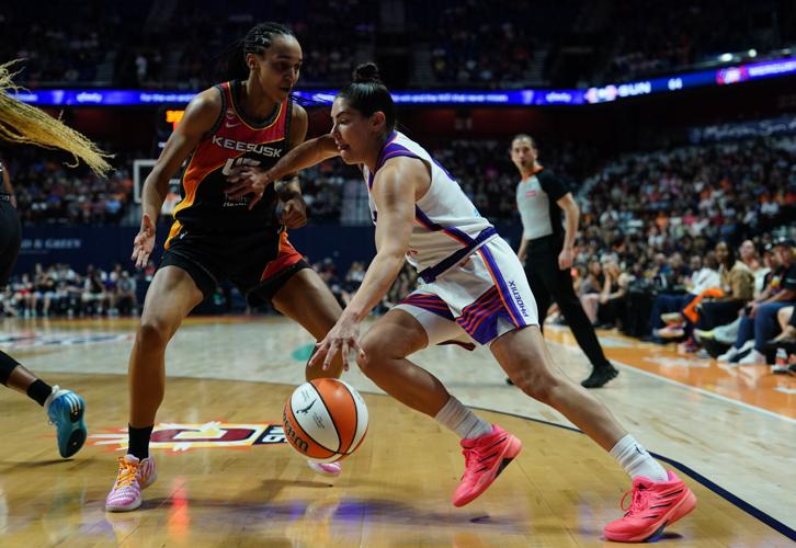 BASKETBALL-WNBA-CON-PHO/