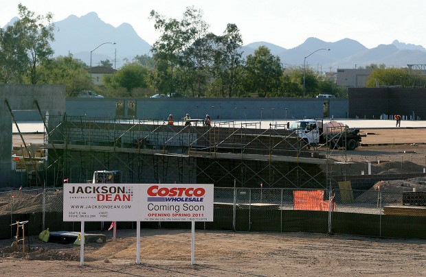 Real estate: Costco aims for spring opening on south side   