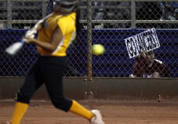 High school softball photos: Salpointe vs Peoria Sunrise Mountain