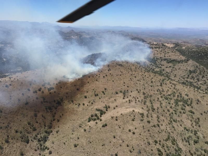 Fire along Arizona-N.M. border over 2,000 acres