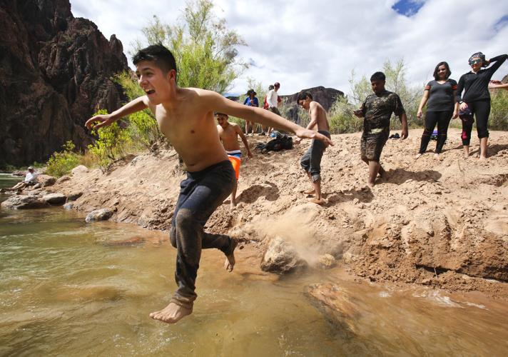 Teens conquer Grand Canyon hike