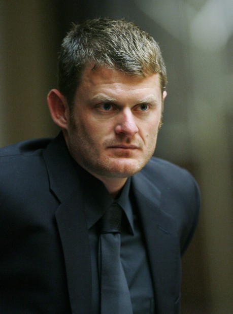 Landis confesses, implicates Armstrong   