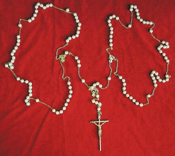 Hot Topic Red & Black Bead Cross Rosary Necklace
