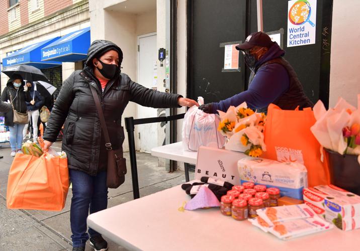 5 ways you can help those facing homelessness in the cold