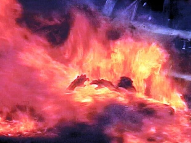 Mobs brutalize bodies of four U.S. contractors  