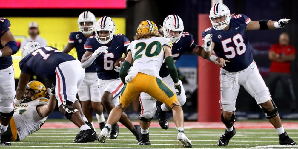 102922-tuc-spt-uafbfieldpass-p6 (copy)