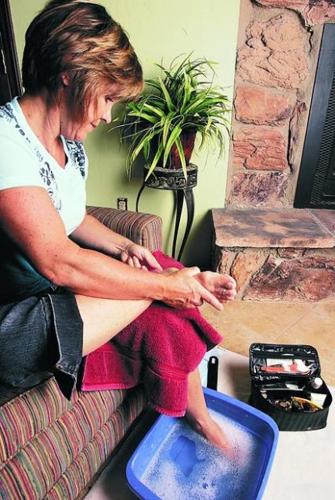 Getting nails done may pose health risk  