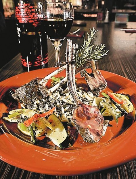 Dakota offers satisfying fare, modern flair  