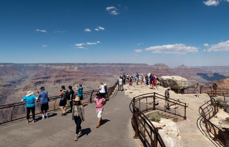 Ex-superintendent: Close Grand Canyon National Park during shutdown
