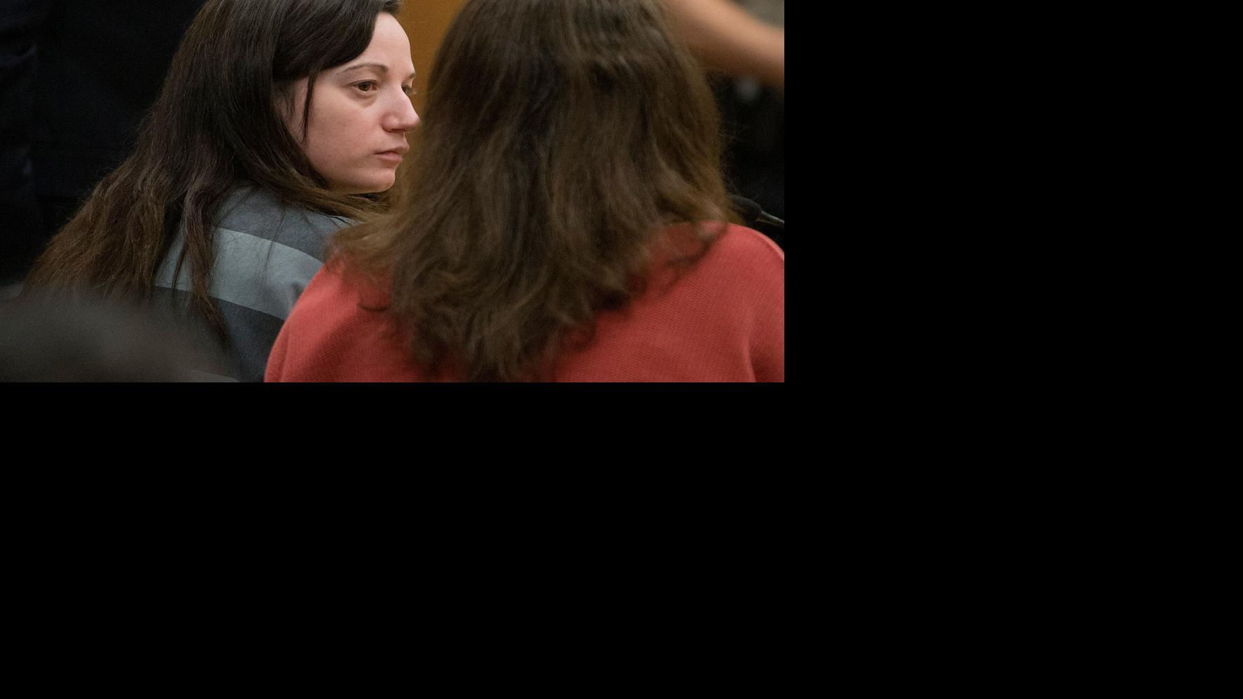Judge sentences Tucson mom to 15 years in prison for daughter's scalding