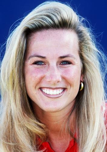 Softball: Amy Chellevold