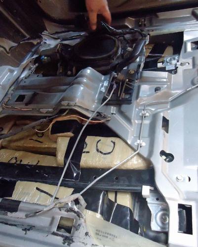 2 AZ women busted at border with cash, drugs