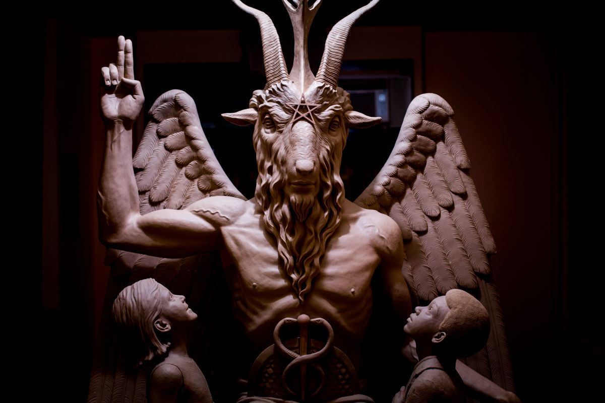 ֱ-based Satanic Temple sues Scottsdale over prayer at City Council