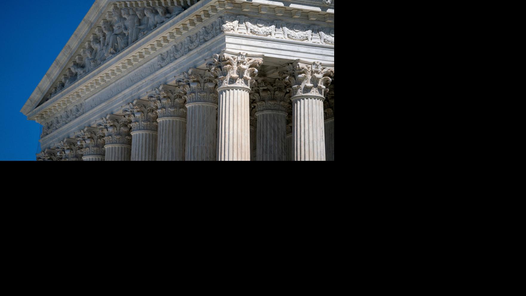 Trump wins deportation ruling