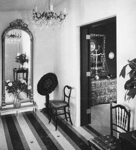 1960 photos: Comfort is key