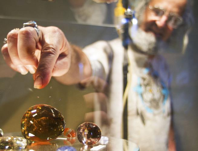 2017 Tucson Gem, Mineral and Fossil Showcase