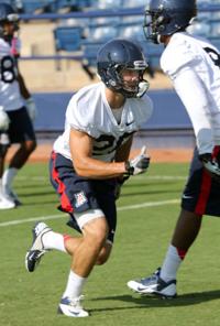 UA receiver Ermisch gets ultimate reward for hard work: A scholarship
